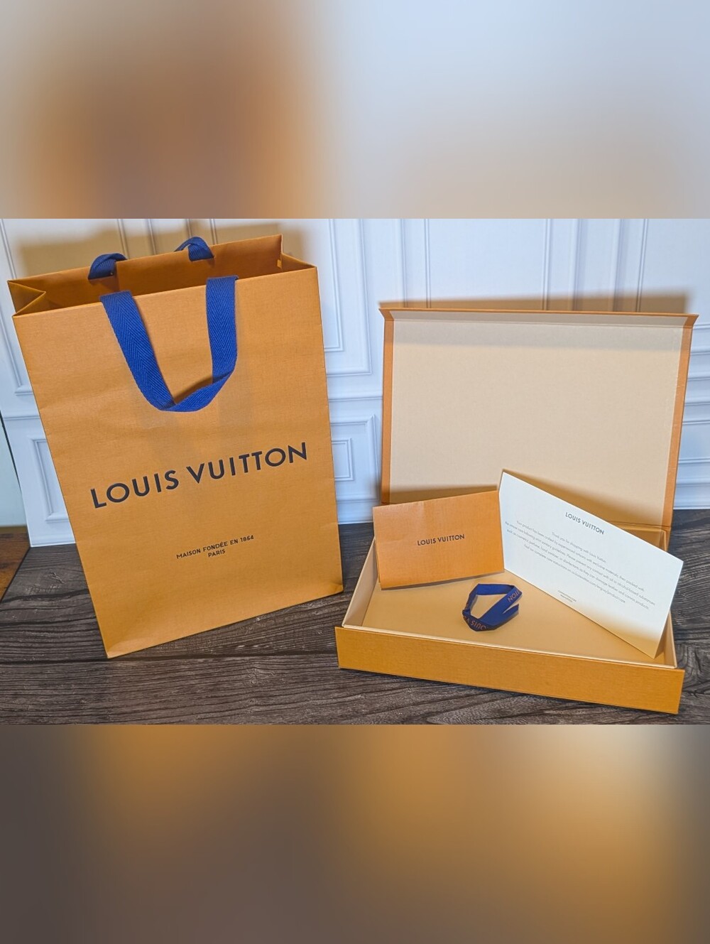 Louis Vuitton Magnetic Gift Box Shopping Bag Card Holder Insert LV Packaging Set